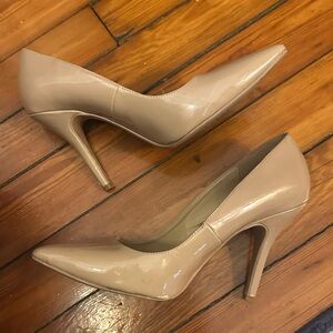 Chinese Laundry Nude Patent Pointed Toe Heels Sz 10M Classic Pump